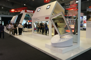 VELUX presenta su producto estrella en Construmat
