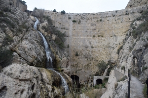El pantano de Tibi, un paisaje de récord
