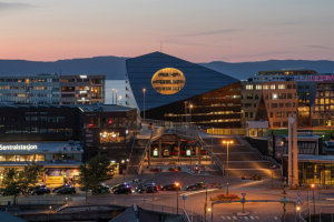 El edificio de oficinas de energía positiva Powerhouse Brattørkaiam, ya en funcionamiento en Noruega El edificio de oficinas de energía positiva Powerhouse Brattørkaiam, ya en funcionamiento en Noruega
