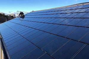 SOLAR INNOVA suministra 400 tejas fotovoltaicas BIPV para el proyecto de instalación de cubierta fotovoltaica