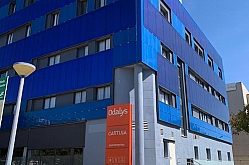 SOLAR INNOVA instala una fachada ventilada fotovoltaica BIPV en la fachada de la residencia de estudiantes Odalys en Sevilla