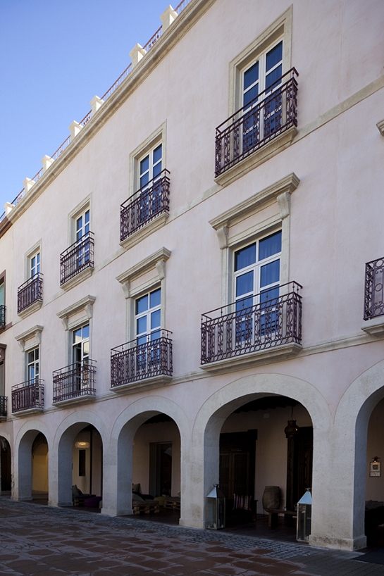 Hotel Plaza Vieja . Almería . Almería . España