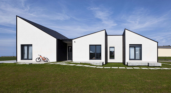 Casa CB . Tapia de Casariego . Asturias . España