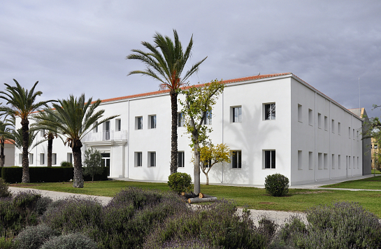 Reforma de la antigua Facultad de Educación - Edificio 24 . San Vicente del Raspeig . Alacant . España