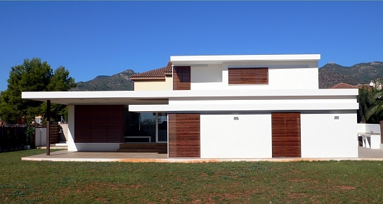 CASA B-V . Benicàssim . Castellón . España