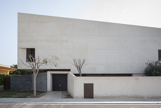 VIVIENDA UNIFAMILIAR (casa del chopo) . Alicante . Alacant . España . 2008