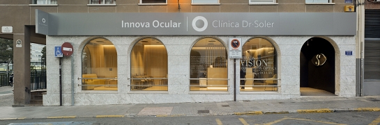 Reforma y ampliación de clínica oftalmológica . Elche . Alacant . España