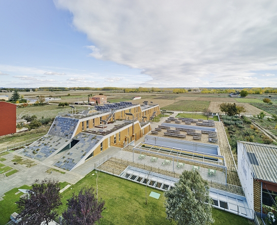 Residencia de Ancianos Passivhaus . Camarzana de tera . Zamora . España