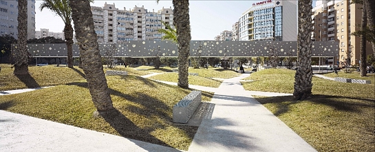 Plaza y Parada de Tranvía . Alicante . Alacant . España