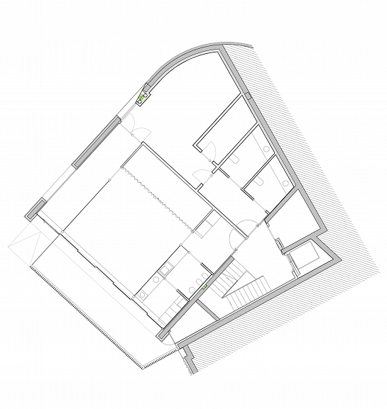 Ayuntamiento de Arama y centro de actividades múltiples