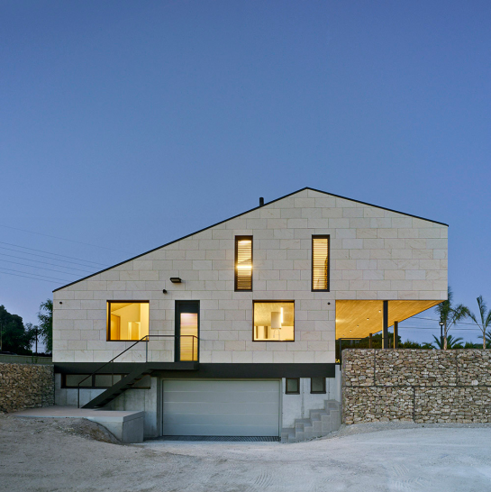 CASA PMC . Elche . Alacant . España