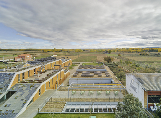 Residencia de Ancianos Passivhaus . Camarzana de tera . Zamora . España
