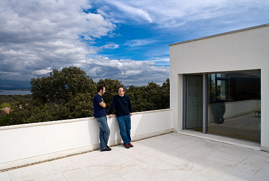 Pilar y El Niño . Valdemorillo . Madrid . España