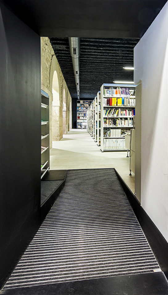 BIBLIOTECA DEL CTAA . Alicante . Alacant . España