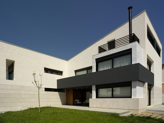 2005. VIVIENDA UNIFAMILIAR AISLADA EN NULES . Nules . Castellón . España