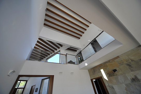 Vivienda unifamiliar aislada porticada . Godella . València . España