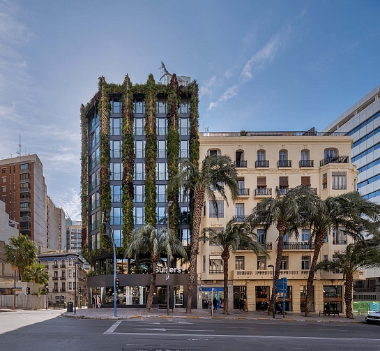 Rehabilitación del edificio de oficinas AXA para coliving . Alicante . Alacant . España