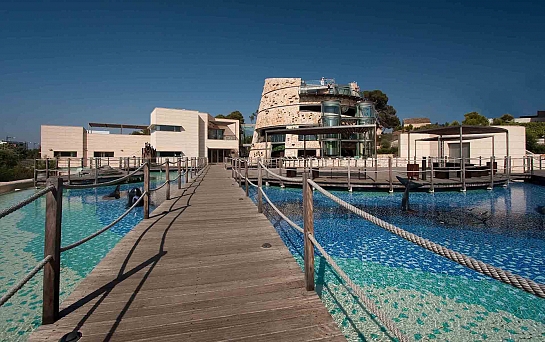 CENTRO DE VISITANTES Y ACUARIO DEL PARQUE NACIONAL DE CABRERA . Ses salines . Illes Balears . España