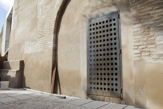 Intervención en el entorno de la Muralla Almohade . Palma del Río . Córdoba . España