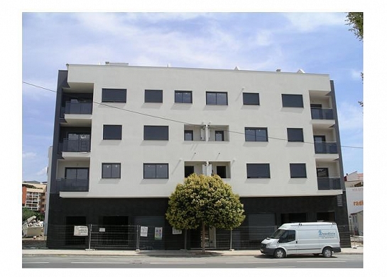 Edificio 19 viviendas . Segorbe . Castellón . España