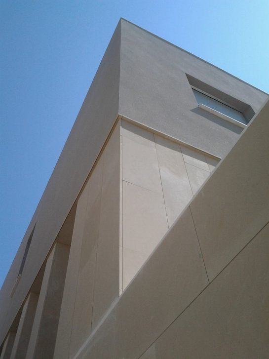 Vivienda unifamiliar y piscina . Almoradí . Alacant . España