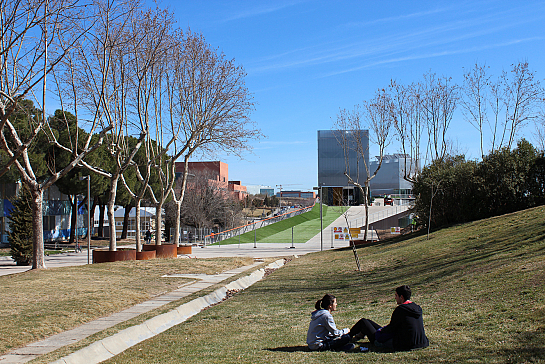 Edificio de Servicios Plaza Mayor. UAM . Madrid . Madrid . España