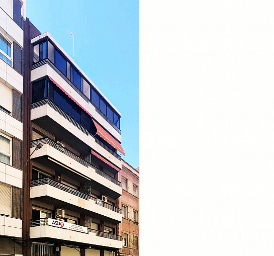 Edificio Poeta Vila y Blanco 15 . Alicante . Alacant . España