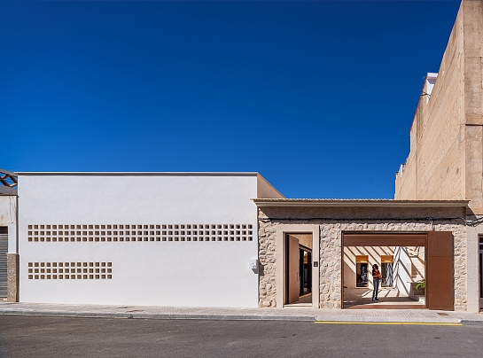 CASA IVAN Y EDUVIGIS . Novelda . Alacant . España