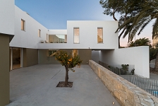 Casa desnuda_ Vivienda unifamiliar zona Loft (Campello) Carmen Rivera & Maribel Requena . Campello . Alacant . España . 2018