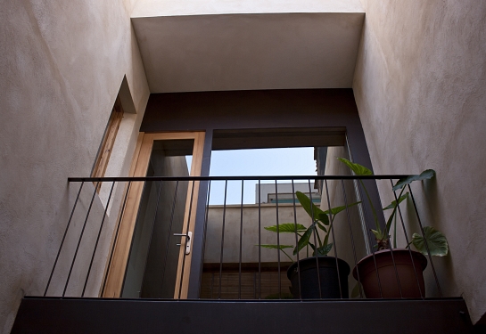 Rehabilitación de casa entre medianeras . Burjassot . València . España