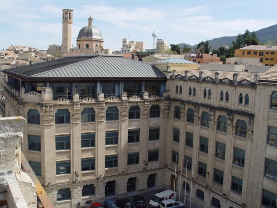 Reforma y Ampliación de la antigua fábrica de Ferrándiz para aulario de la E.P.S.A de Alcoy . Alcoy . Alacant . España