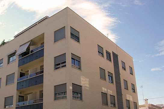 Edificación de quince viviendas . Muchamiel . Alacant . España