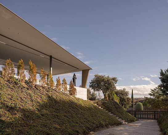 Casa entre encinas . Las Rozas . Madrid . España