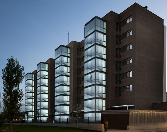 56 viviendas en Salburua . Álava . España