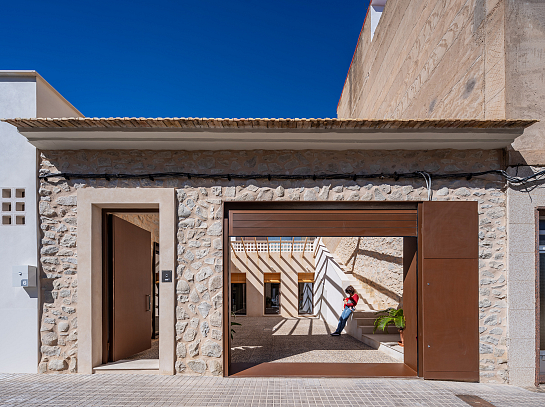 CASA IVAN Y EDUVIGIS . Novelda . Alacant . España