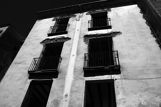 PROYECTO DE REHABILITACIÓN DE LA CASA ROVIRA COMO BIBLIOTECA. XIXONA . Jijona . Alacant . España