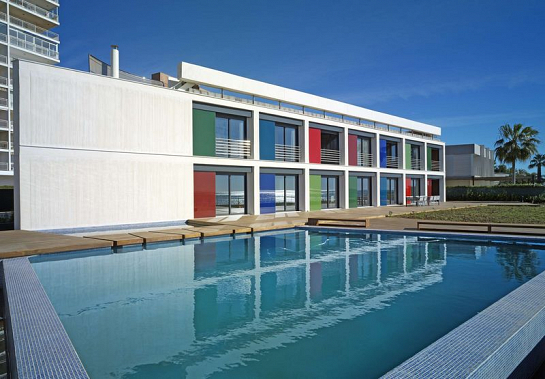 2003. VIVIENDA UNIFAMILIAR AISLADA EN BENICASIM