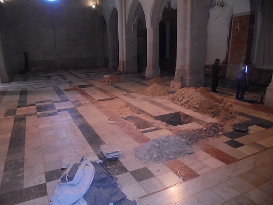 REHABILITACION DEL SUELO DE  LA IGLESIA  LA IGLESIA PARROQUIAL DE BIAR