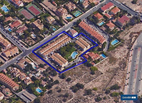 Urbanizacion para 45 bungalows en Av. Capiscol . San Juan de Alicante . Alacant . España