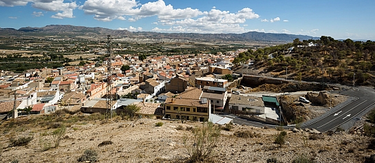 REFORESTAR LO URBANO 'La Loma del Calvario', Tíjola, Almeria . Tíjola . Almería . España