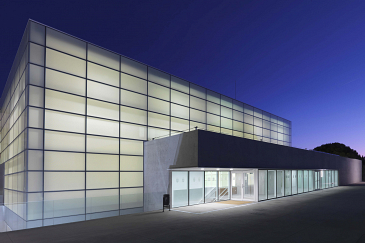 Pabellón de Deportes para el Ayuntamiento de Alcobendas . Madrid . Madrid . España