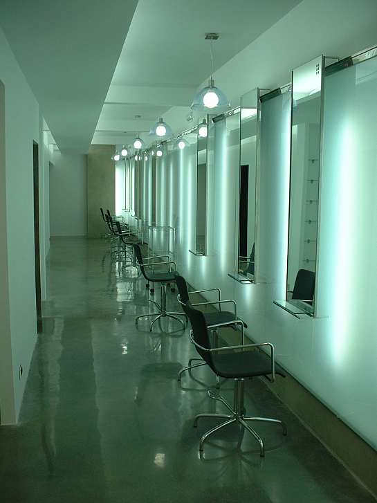 Centro peluqueria y estética . Burriana . Castellón . España