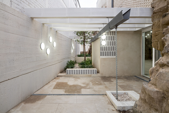 Santa María de Vilanova de la Barca . Vilanova de la barca . Lleida . España