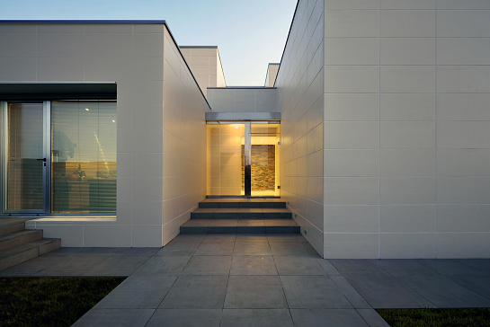 Casa fragmentada . Laguna de Duero . Valladolid . España