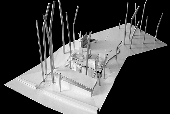 Vivienda unipersonal reutilizando aljibe de piedra . Madrid . Madrid . España