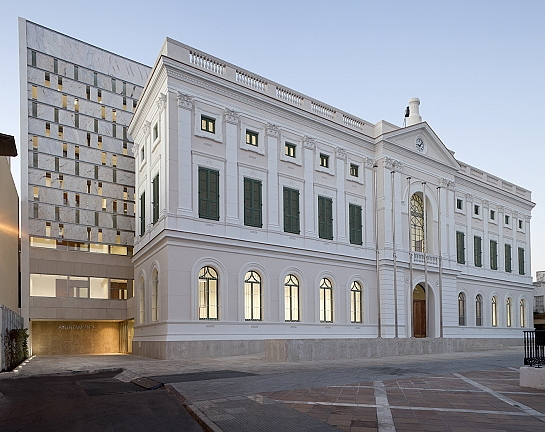 Reforma y ampliación de la Antigua Casa Consistorial del Puerto de Santamaría . Cádiz . Cádiz . España