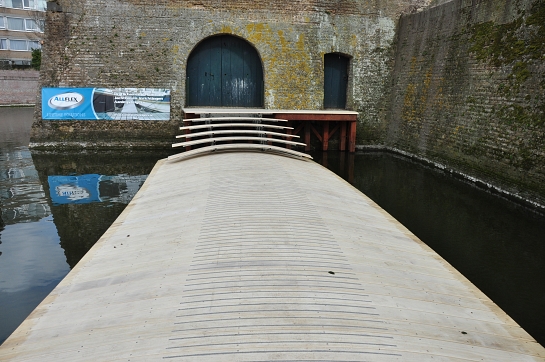 The Ravelijn Bridge . Bergen op Zoom . Noord-Brabant . Países Bajos, Holanda