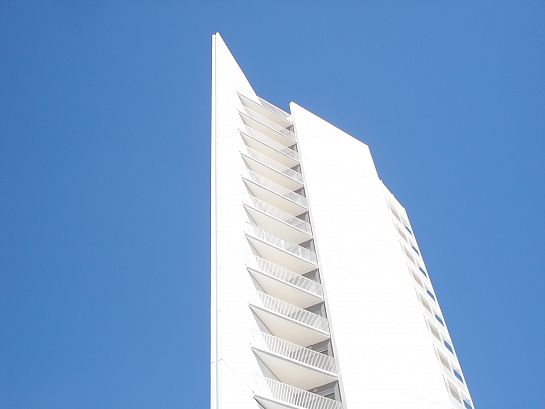 EDIFICIO DE 162 VIVIENDAS M-18. TORRENT. . València . España