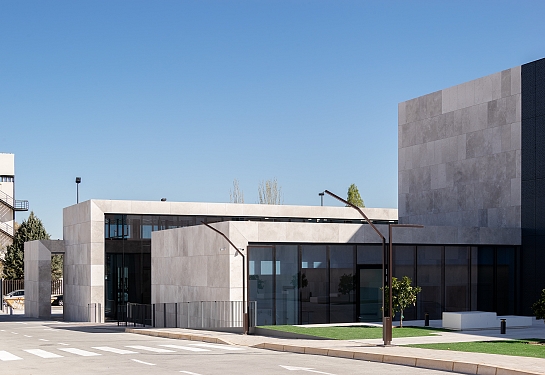 Centro de Protonterapia QuirónSalud . Madrid . Madrid . España