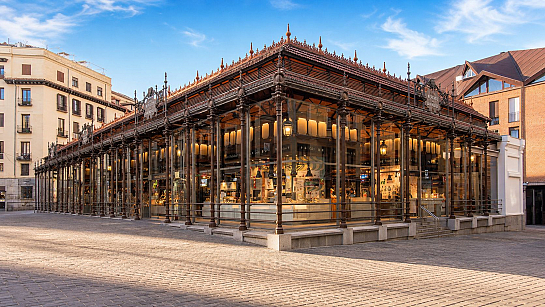 Arquitectura comercial en entorno patrimonial | Mercado de San Miguel, Madrid . Madrid . Madrid . España